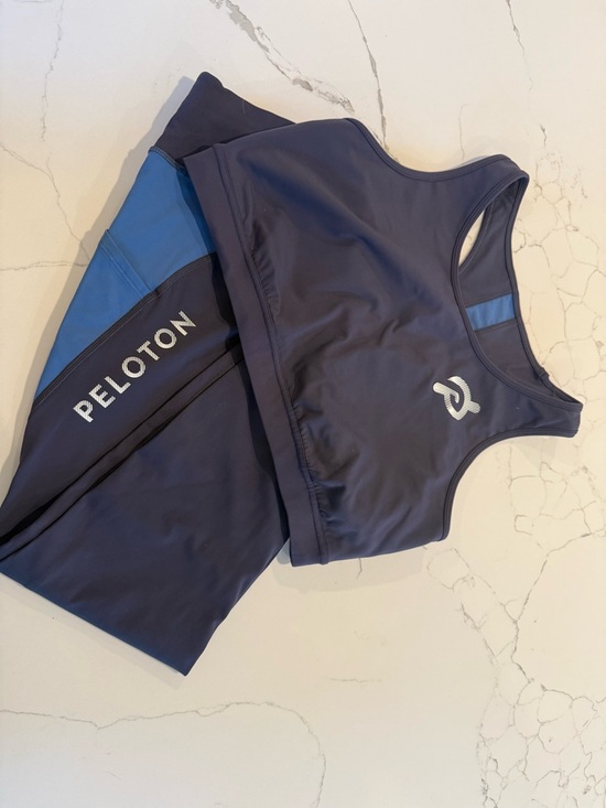 Peloton Pants - Peloton Navy and Blue Workout Bra & Leggings Set